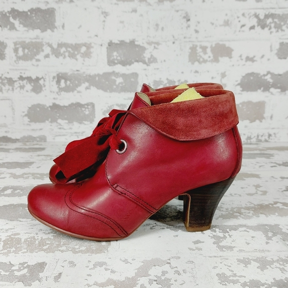 HUSH PUPPIES Burgundy Leather Turnover Cuff  w Wide Ribbon Tie Ankle Boot W140 - Picture 1 of 11